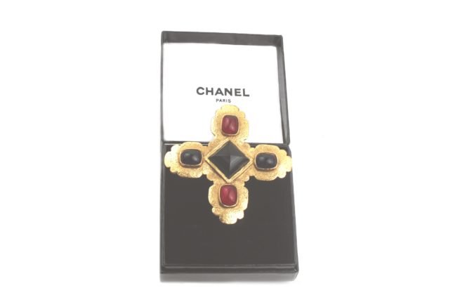 Chanel vintage Maltese cross brooch pin