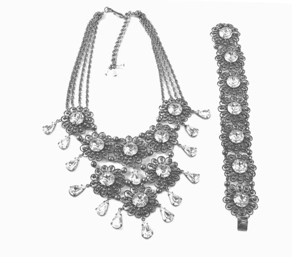 Vintage Silver Chain Necklace - felt