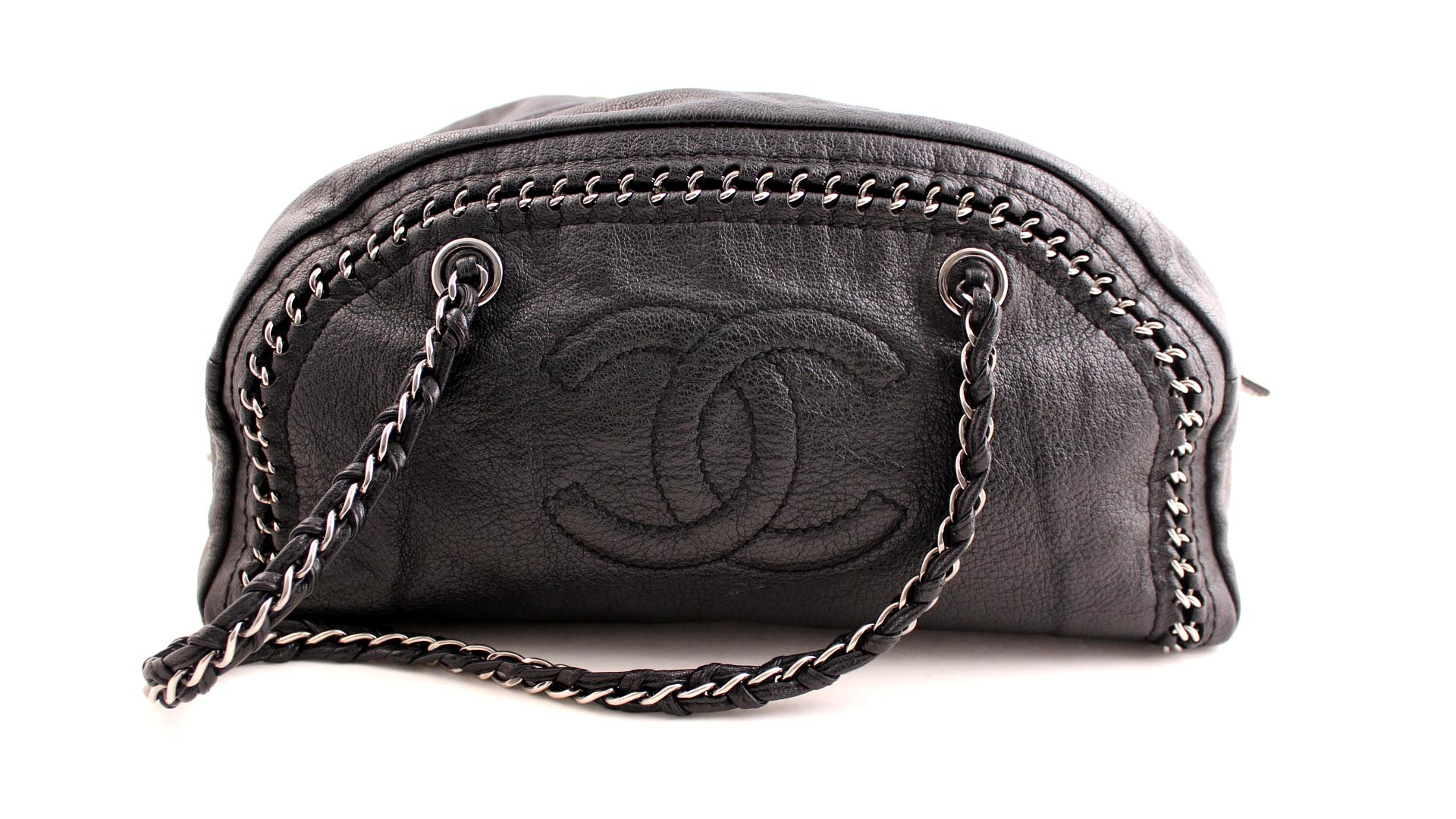 Chanel A31405 Luxe Ligne Bowler Shoulder Bag