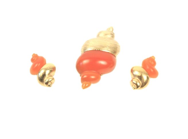 vintage Christian Dior Shell Robert Goossens Dior brooch & earrings