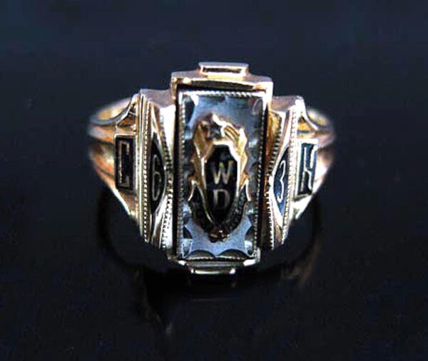 vintage 60's gold black enameled class ring