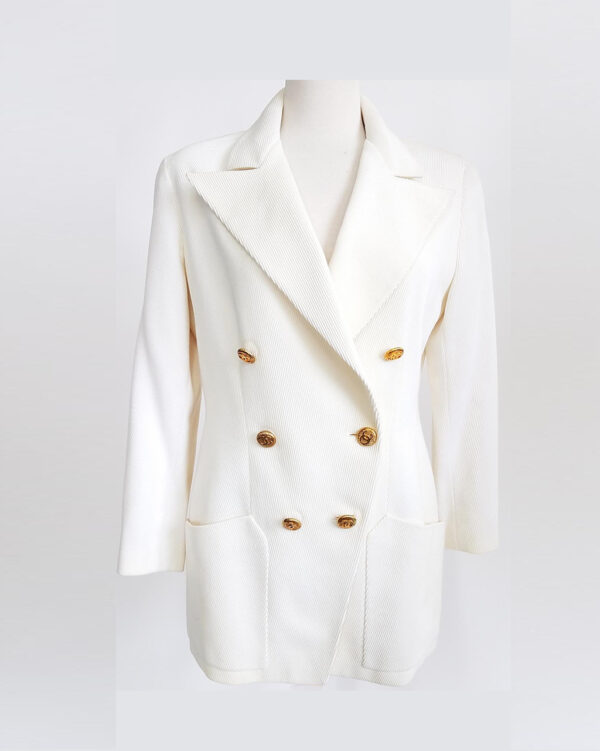 Chanel Boutique White Doubled Breasted CC Logo Buttons Blazer - Einna Sirrod